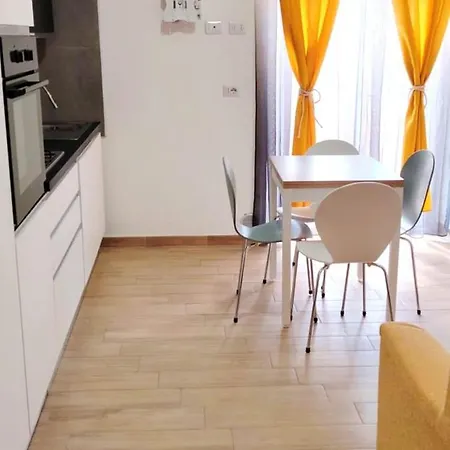 Piccolo Ritz Apartment *